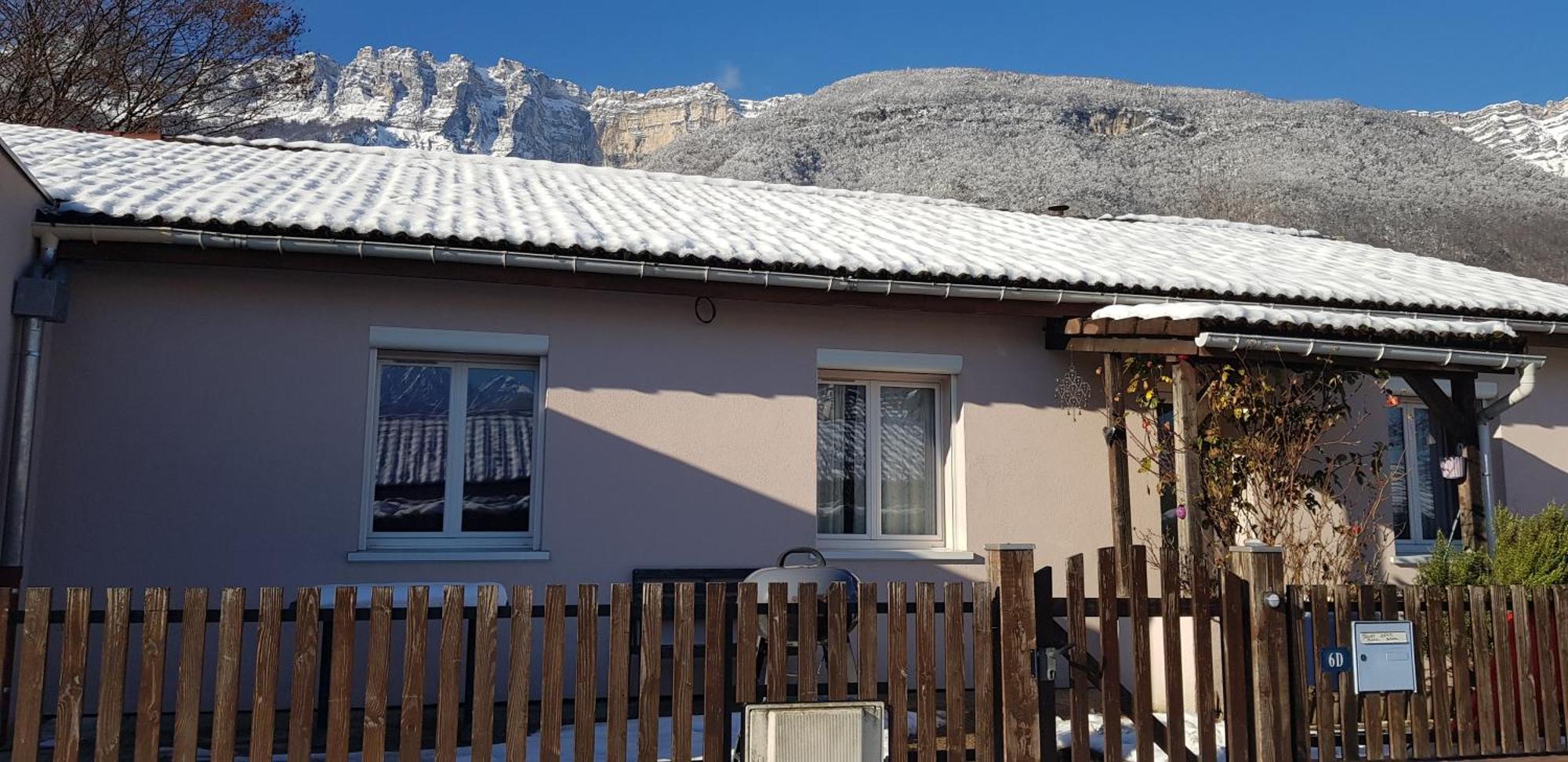 Gite Fabuleux, Jardin, Terrasse, Parking Saint-Vincent-de-Mercuze Екстериор снимка