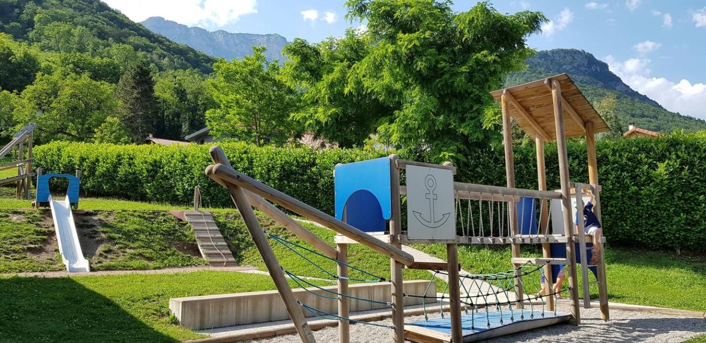 Gite Fabuleux, Jardin, Terrasse, Parking Saint-Vincent-de-Mercuze Екстериор снимка